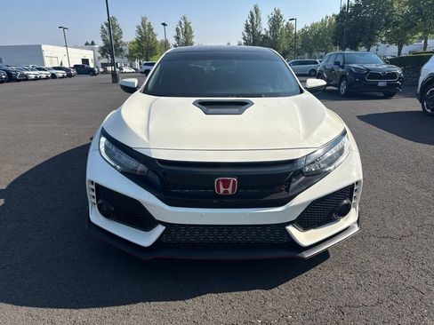Used 2019 Honda Civic Type R image 2