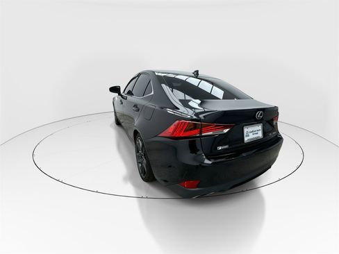 Used 2018 Lexus IS 350 image 6