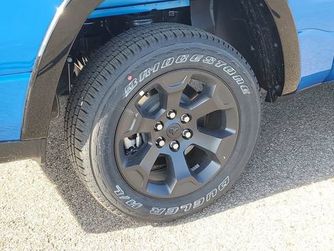 New 2026 RAM 1500 Big Horn AWD/4WD image 10