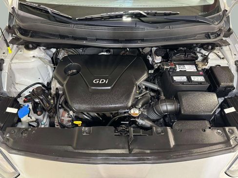 Used 2013 Hyundai Accent GLS image 23