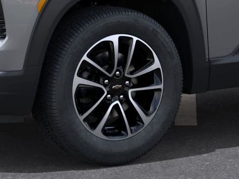 New 2026 Chevrolet TrailBlazer LT w/ Convenience Package AWD/4WD image 9