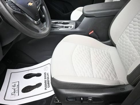 Used 2021 Chevrolet Equinox LS w/ LS Convenience Package FWD image 9