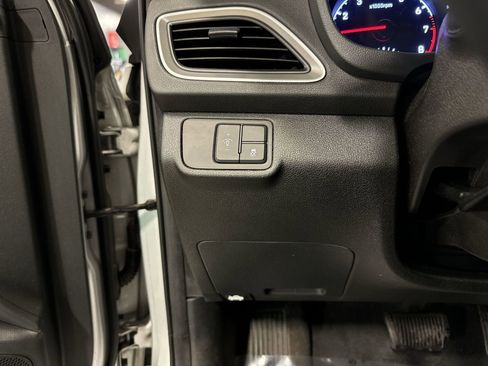 Used 2018 Hyundai Accent SE image 14