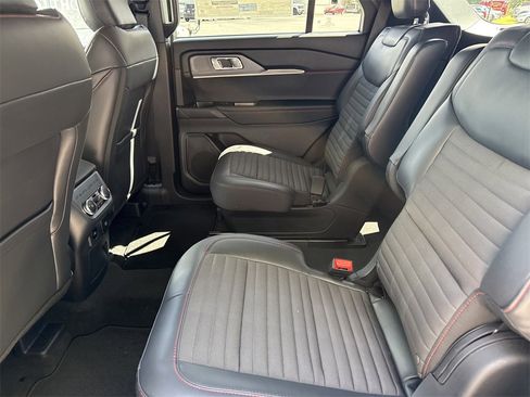 New 2025 Ford Explorer ST-Line w/ Premium Package image 22