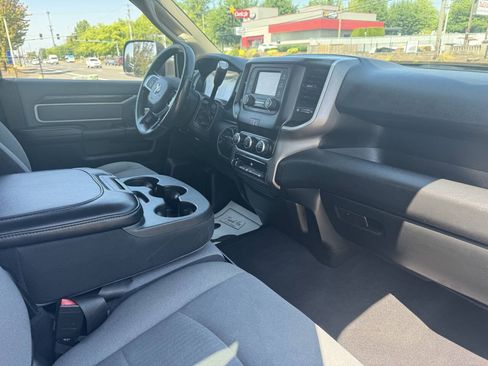 Used 2020 RAM 2500 Big Horn AWD/4WD image 6