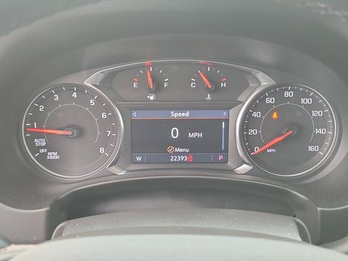 Used 2024 GMC Terrain SLT w/ Infotainment Package II image 21