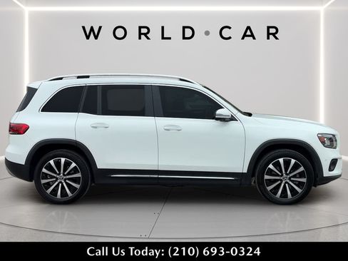 Used 2023 Mercedes-Benz GLB 250 image 8