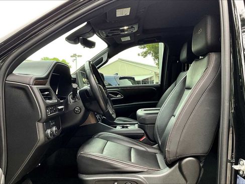 Used 2023 Chevrolet Suburban High Country w/ Premium Package 2 image 7