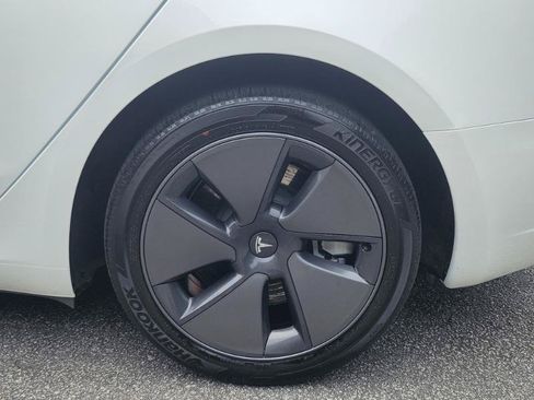 Used 2023 Tesla Model 3 Standard Range RWD image 18
