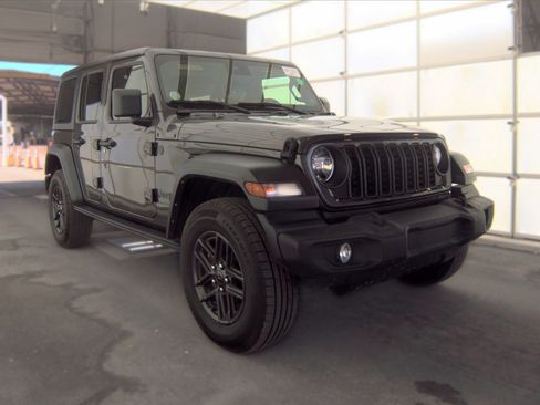 Used 2024 Jeep Wrangler Unlimited Sport AWD/4WD image 1