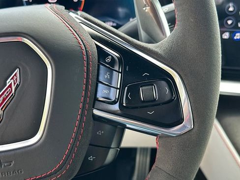 Used 2023 Chevrolet Corvette Stingray Premium Conv w/ Z51 Performance Package RWD image 23