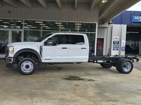 New 2025 Ford F450 XLT image 23