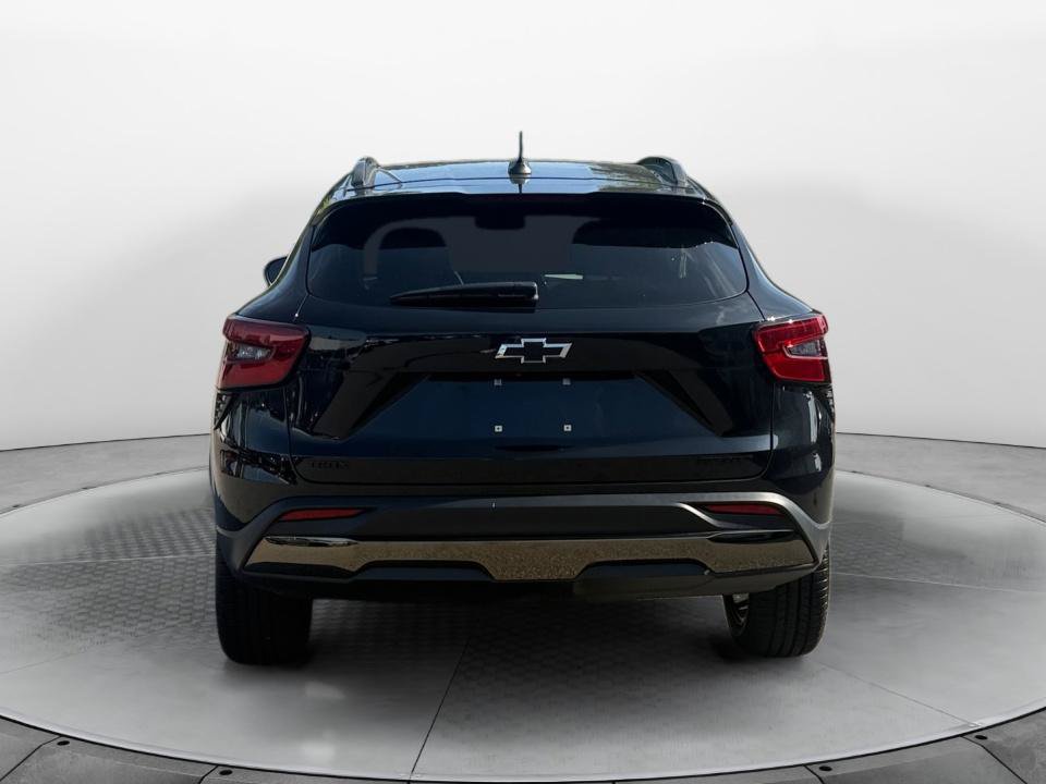 Used 2024 Chevrolet Trax ACTIV w/ Sunroof Package FWD image 6