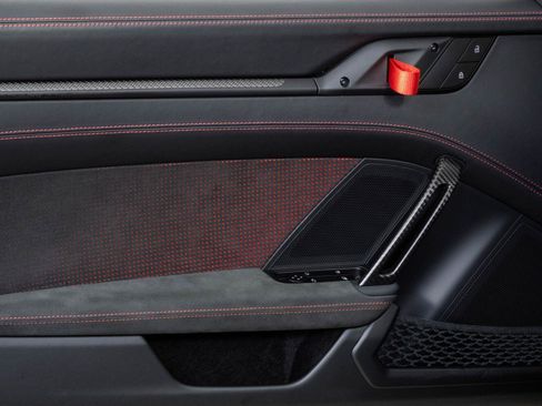 Certified 2025 Porsche 911 GT3 RS RWD image 6