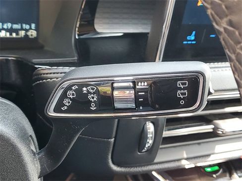 Used 2023 Lincoln Corsair AWD w/ Equipment Group 101A image 22