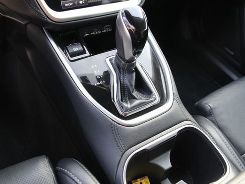 Certified 2023 Subaru Outback Limited image 27