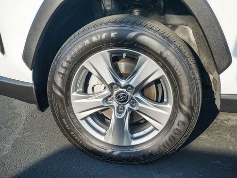 Used 2024 Toyota RAV4 LE AWD/4WD image 11