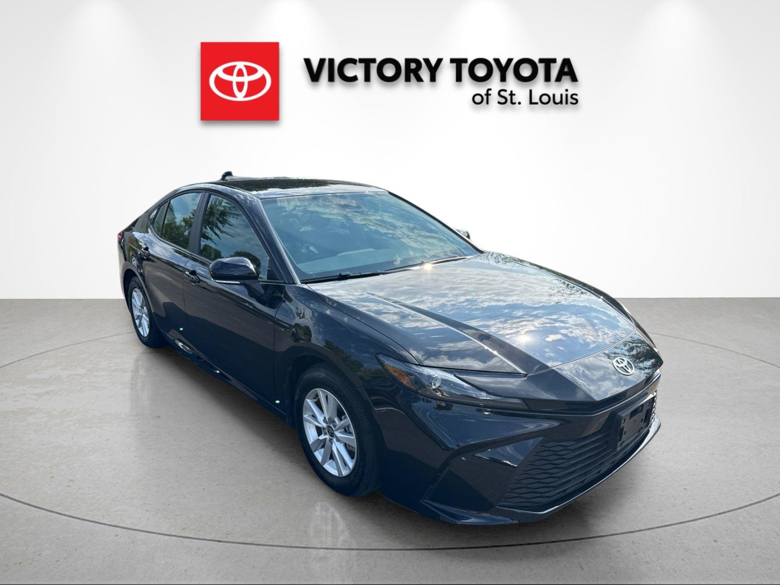 Used 2026 Toyota Camry LE FWD image 1