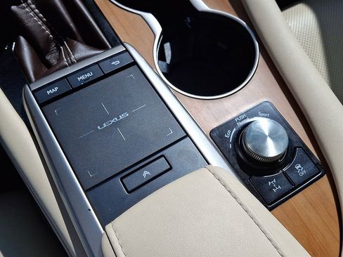 Used 2020 Lexus RX 350 AWD w/ Premium Package image 25