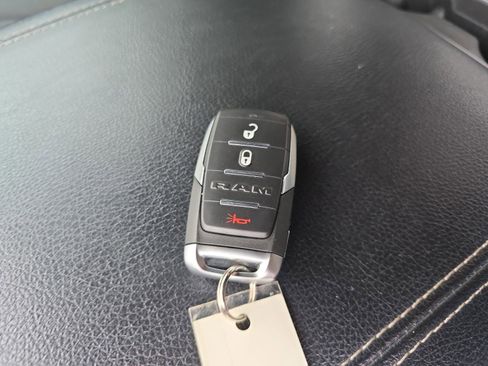 Used 2023 RAM 1500 Big Horn image 37