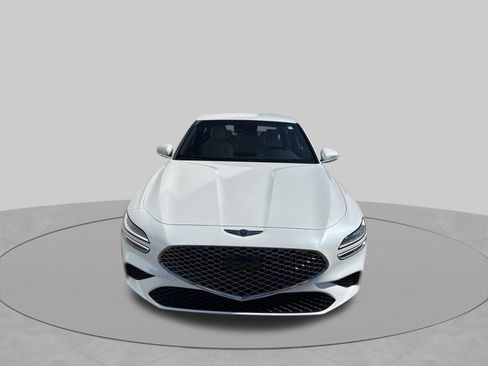 Used 2025 Genesis G70 2.5T RWD image 2