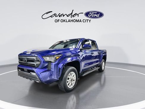 Used 2024 Toyota Tacoma SR5 RWD image 4