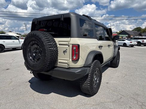 Used 2022 Ford Bronco Everglades image 4