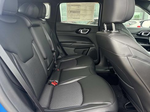 New 2026 Jeep Compass Latitude AWD/4WD image 9