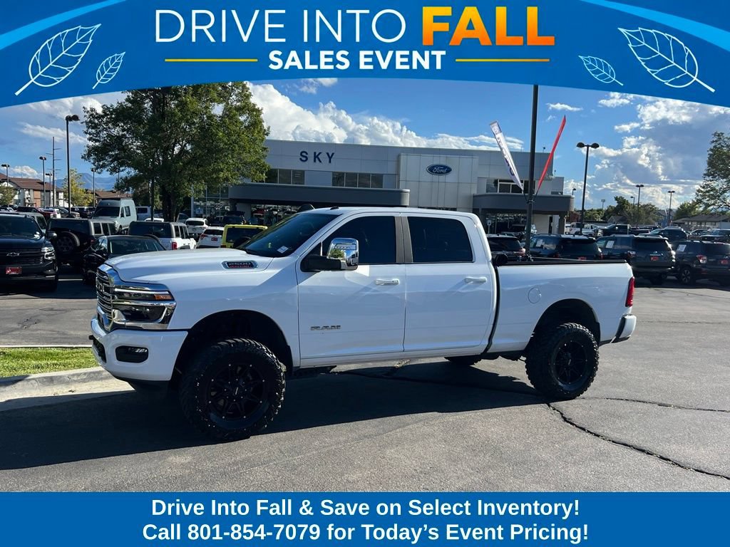 Used 2025 RAM 2500 Laramie AWD/4WD image 1