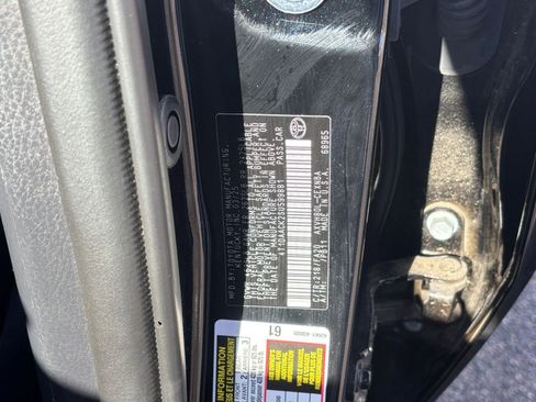 Used 2025 Toyota Camry LE image 24