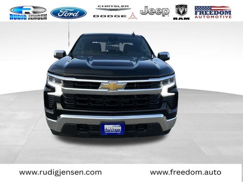 Used 2024 Chevrolet Silverado 1500 LT image 12