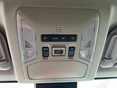 Used 2024 Toyota RAV4 XLE w/ Convenience Package AWD/4WD image 29