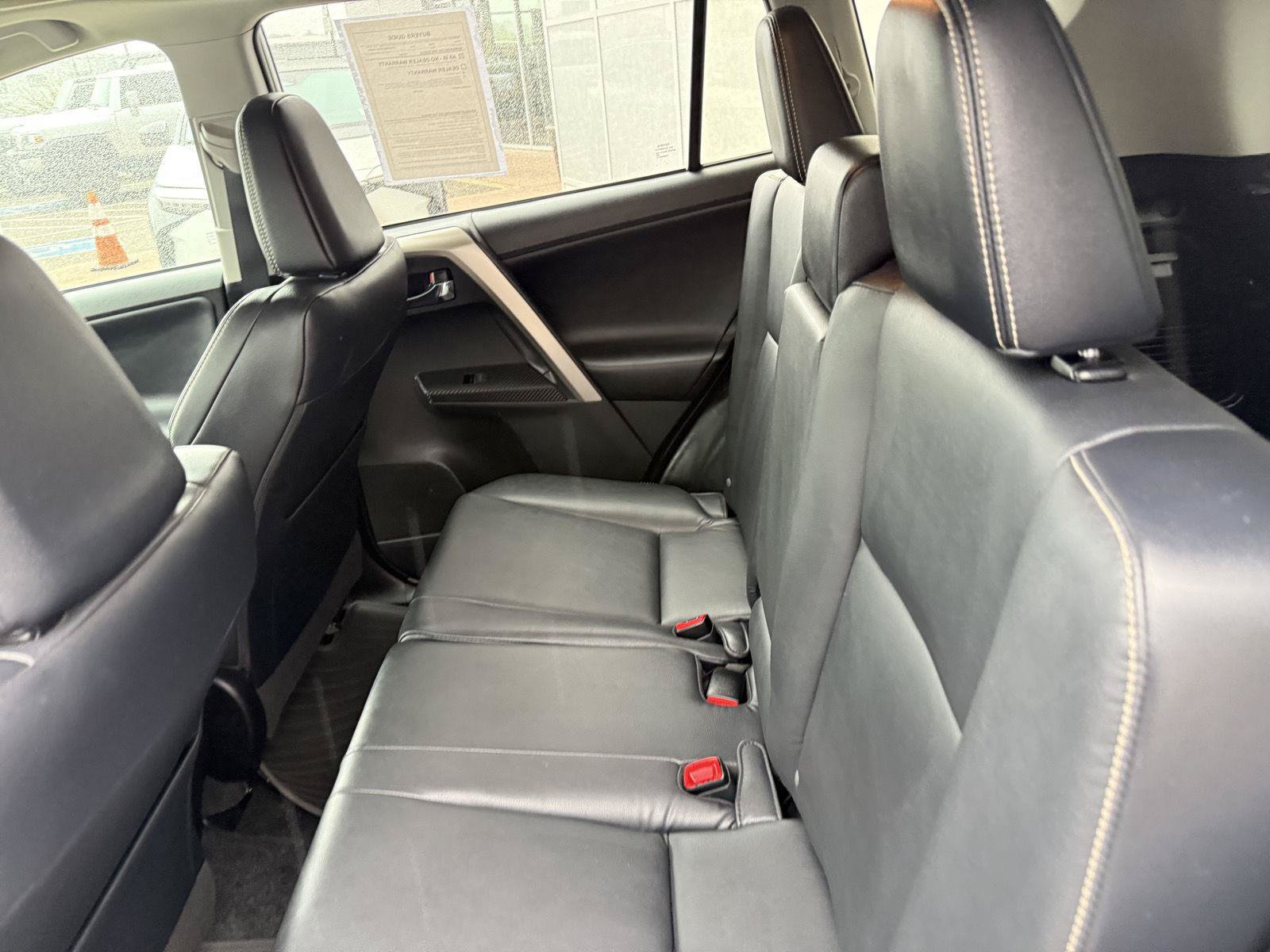 Used 2014 Toyota RAV4 Limited w/ Technology Package AWD/4WD image 14
