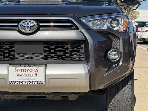 Certified 2021 Toyota 4Runner TRD Off-Road Premium image 8