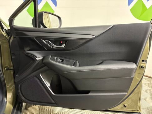 Certified 2025 Subaru Outback Premium w/ Popular Package #1A image 28