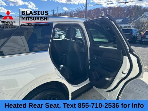 Used 2021 Lincoln Corsair Reserve image 21