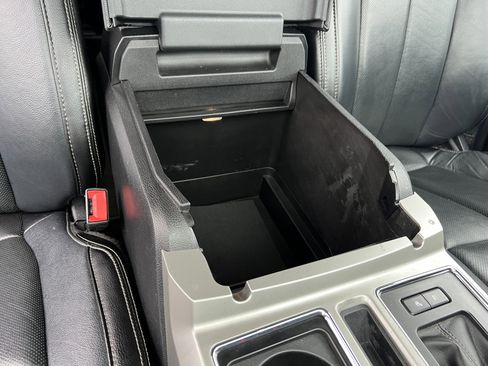 Used 2018 Ford F150 Lariat w/ Equipment Group 502A Luxury image 22