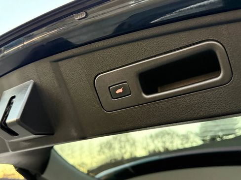 Used 2015 Acura MDX SH-AWD w/ Advance Package image 16