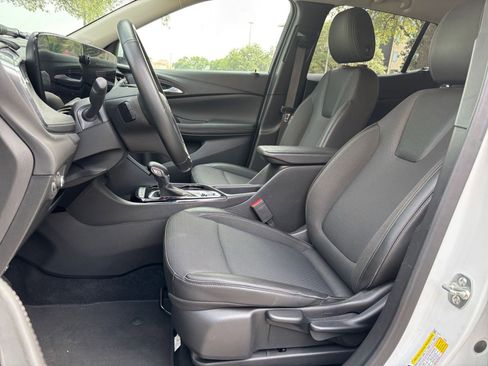 Used 2025 Buick Encore GX Preferred FWD image 22