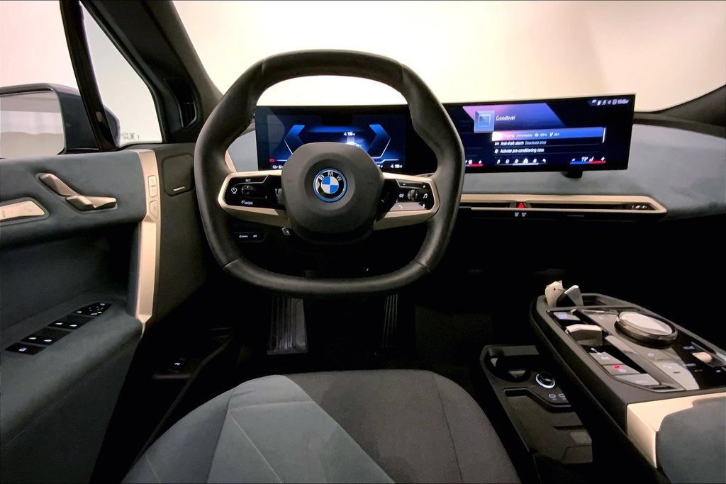Certified 2024 BMW iX xDrive50 w/ Premium Package AWD/4WD image 4