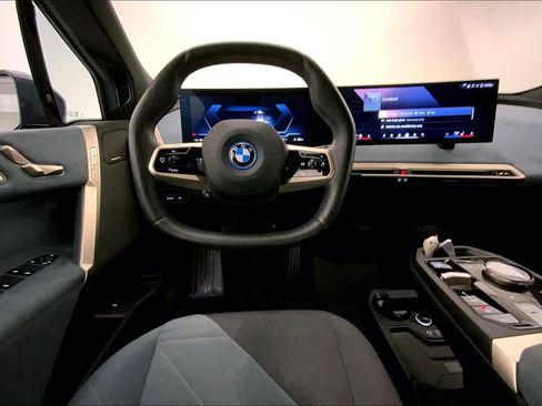 Certified 2024 BMW iX xDrive50 w/ Premium Package AWD/4WD image 4