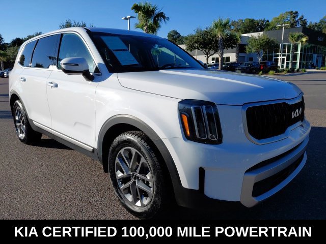 Certified 2024 Kia Telluride LX FWD image 3
