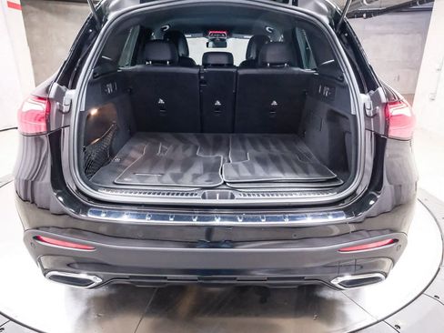 Certified 2026 Mercedes-Benz GLC 300 image 23