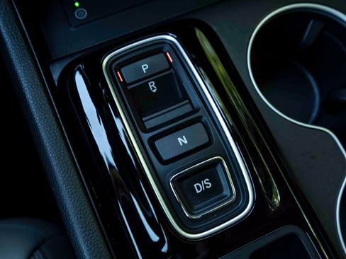 Used 2024 Honda Pilot Touring image 30