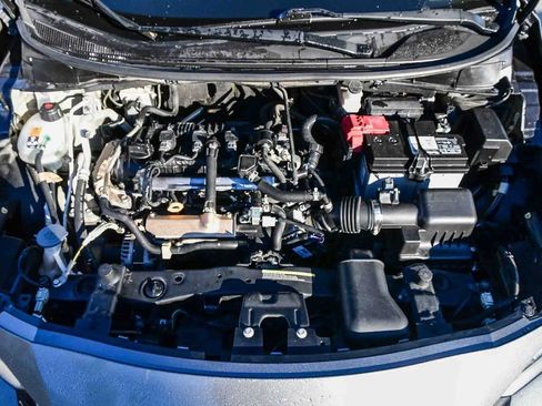 Used 2020 Nissan Versa S image 32