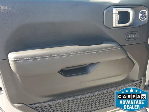 Used 2023 Jeep Gladiator Rubicon w/ LED Lighting Group image 43