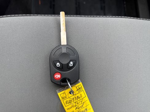 Used 2014 Ford Escape SE FWD image 24