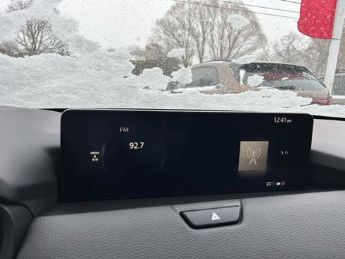 Certified 2025 MAZDA CX-70 Plug-In Hybrid w/ Premium Pkg image 14