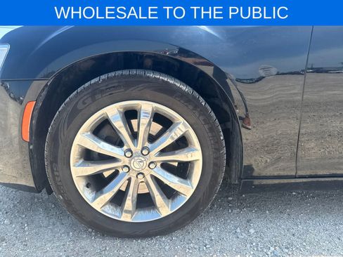Used 2016 Chrysler 300 C AWD/4WD image 13