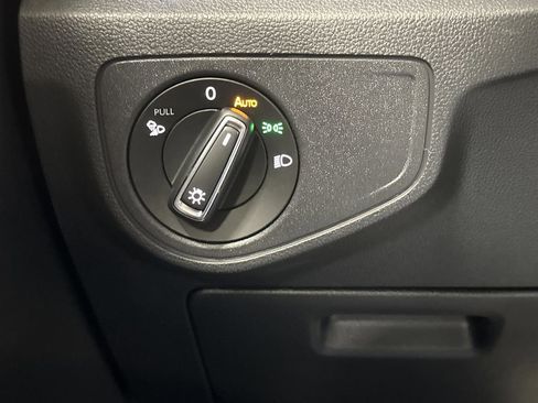 Used 2023 Volkswagen Atlas Cross Sport SEL image 26